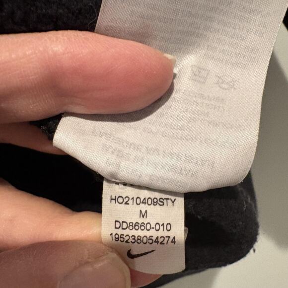 Nike Sportswear Hoodie Boys Medium Black Just Do It Swoosh Pullover DD8660-010 - Picture 8 of 9